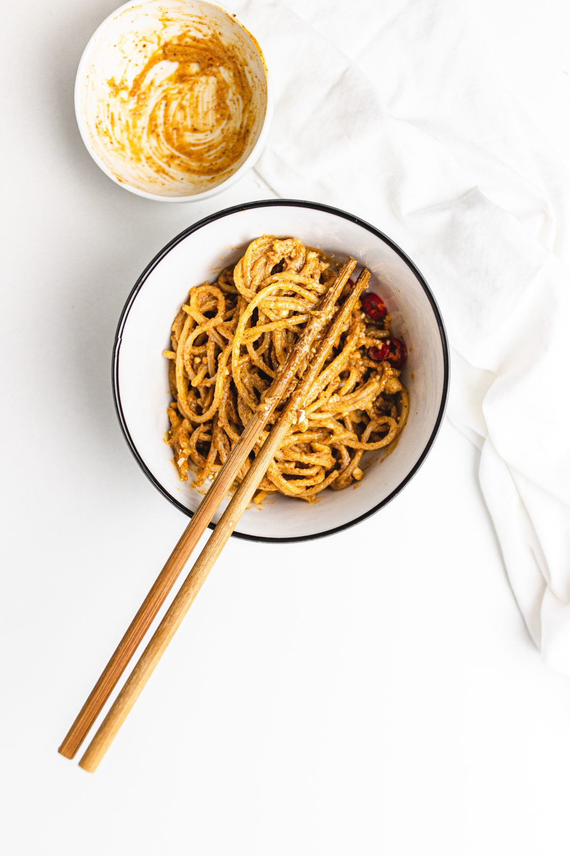 cestoviny-s-arasidovou-omackou