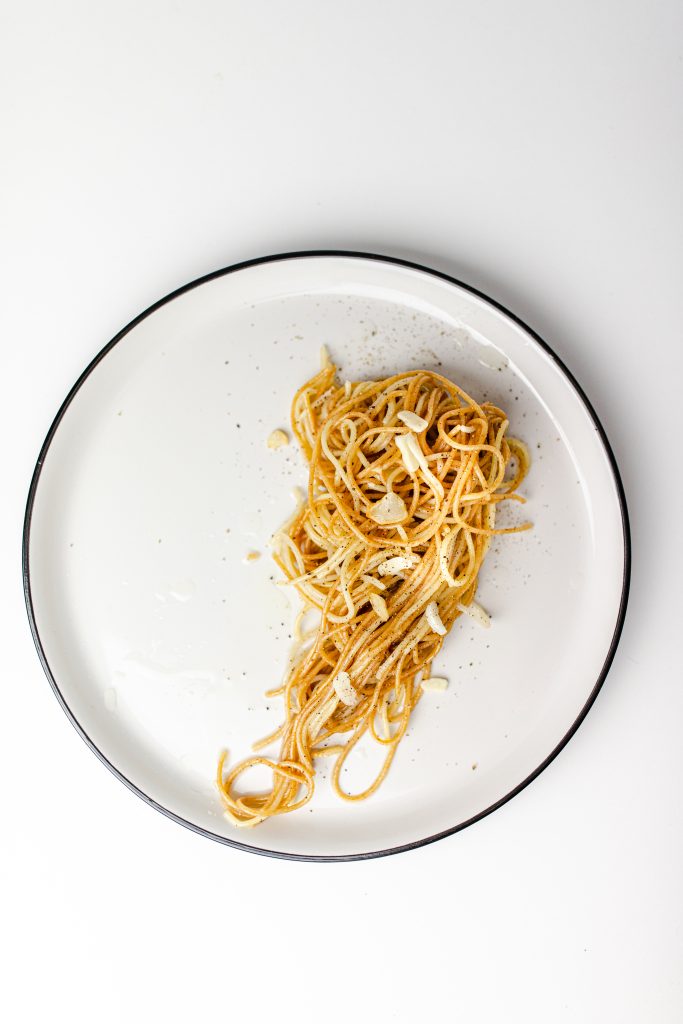 talianske-spagety-s-olejom-a-cesnakom